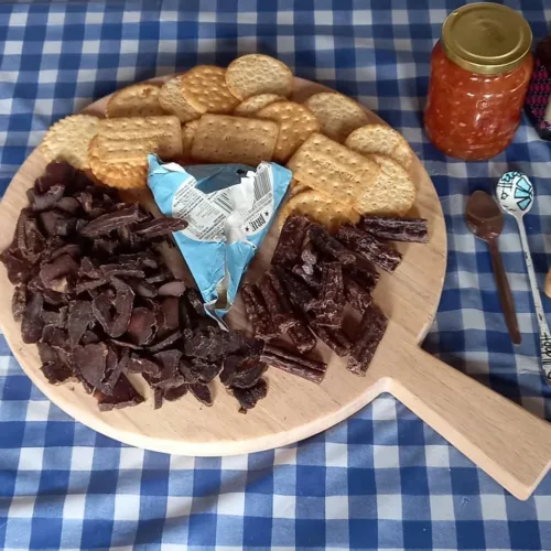 cheese board / pizza board